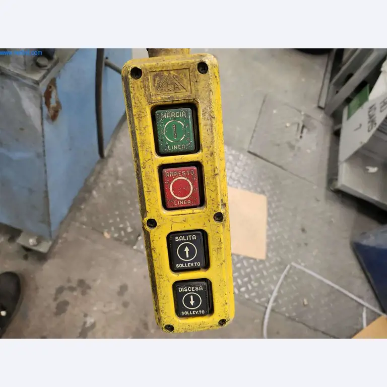 Equipamento operacional e comercial-4