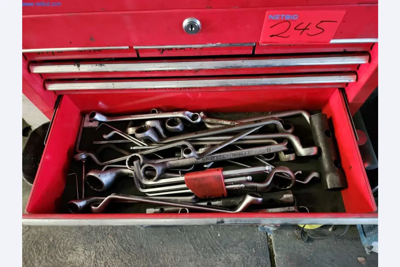 Equipos operativos y comerciales-3