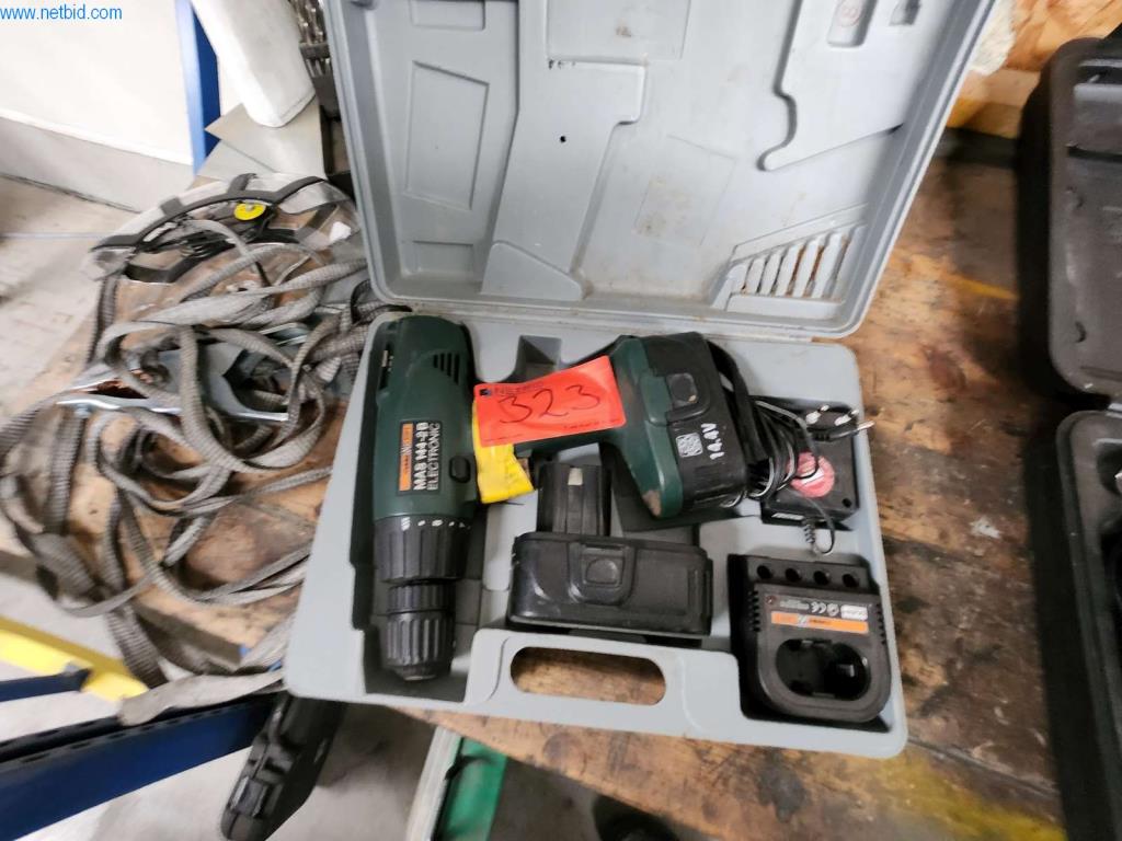 Provozní a obchodní vybavení-1