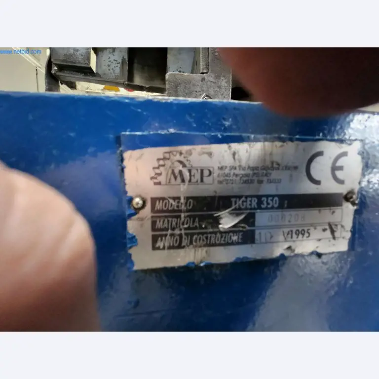 Equipamento operacional e comercial-3