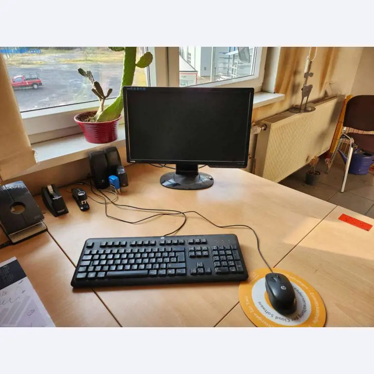 Provozní a obchodní vybavení-1