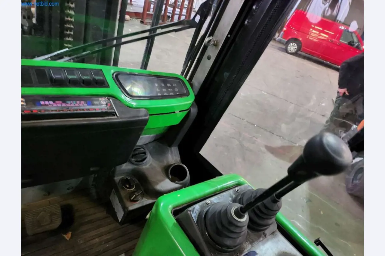 Equipos operativos y comerciales-4