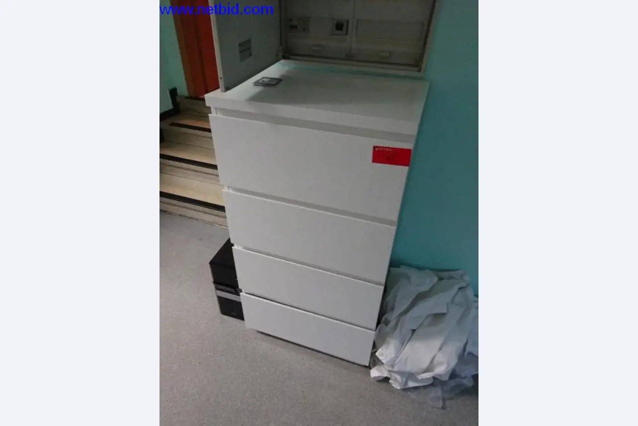 Laboratorní vybavení-3