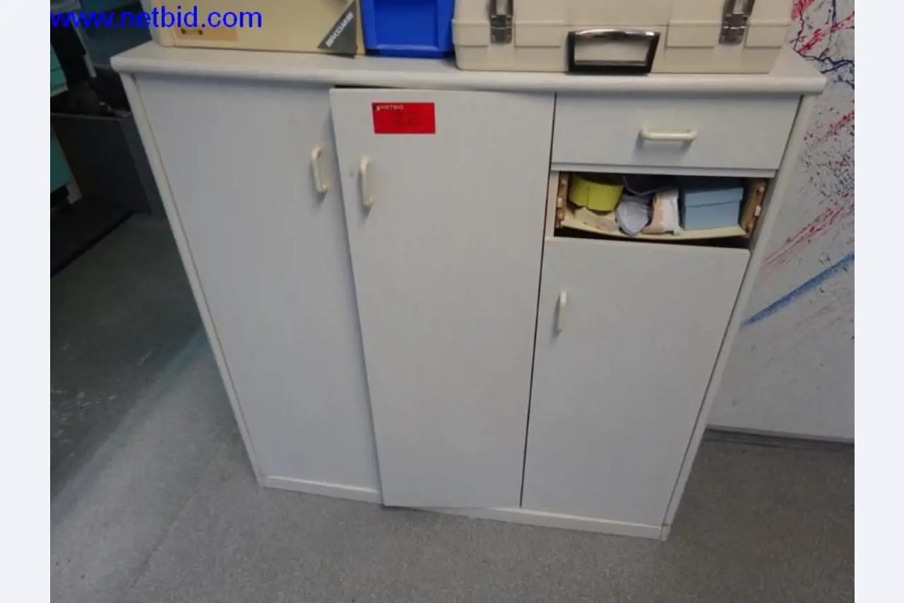 Laboratorní vybavení-1