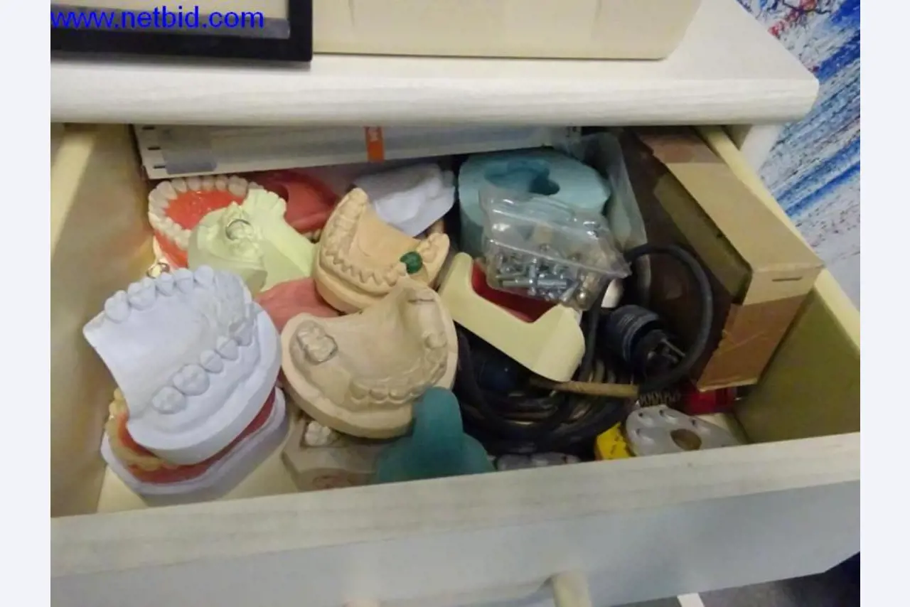 Laboratorní vybavení-4