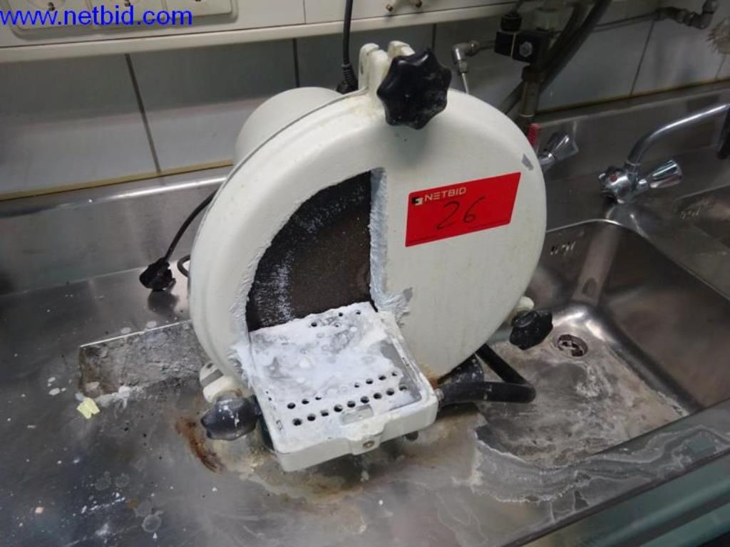 Laboratory equipment-1