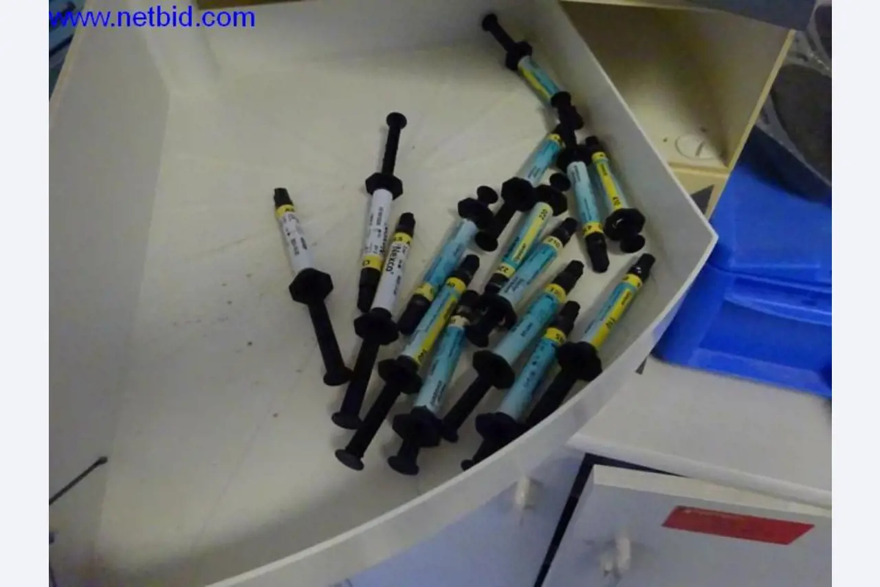 Laboratorní vybavení-16