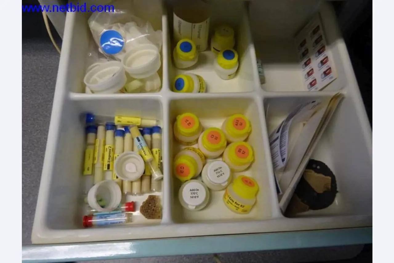 Laboratorní vybavení-20
