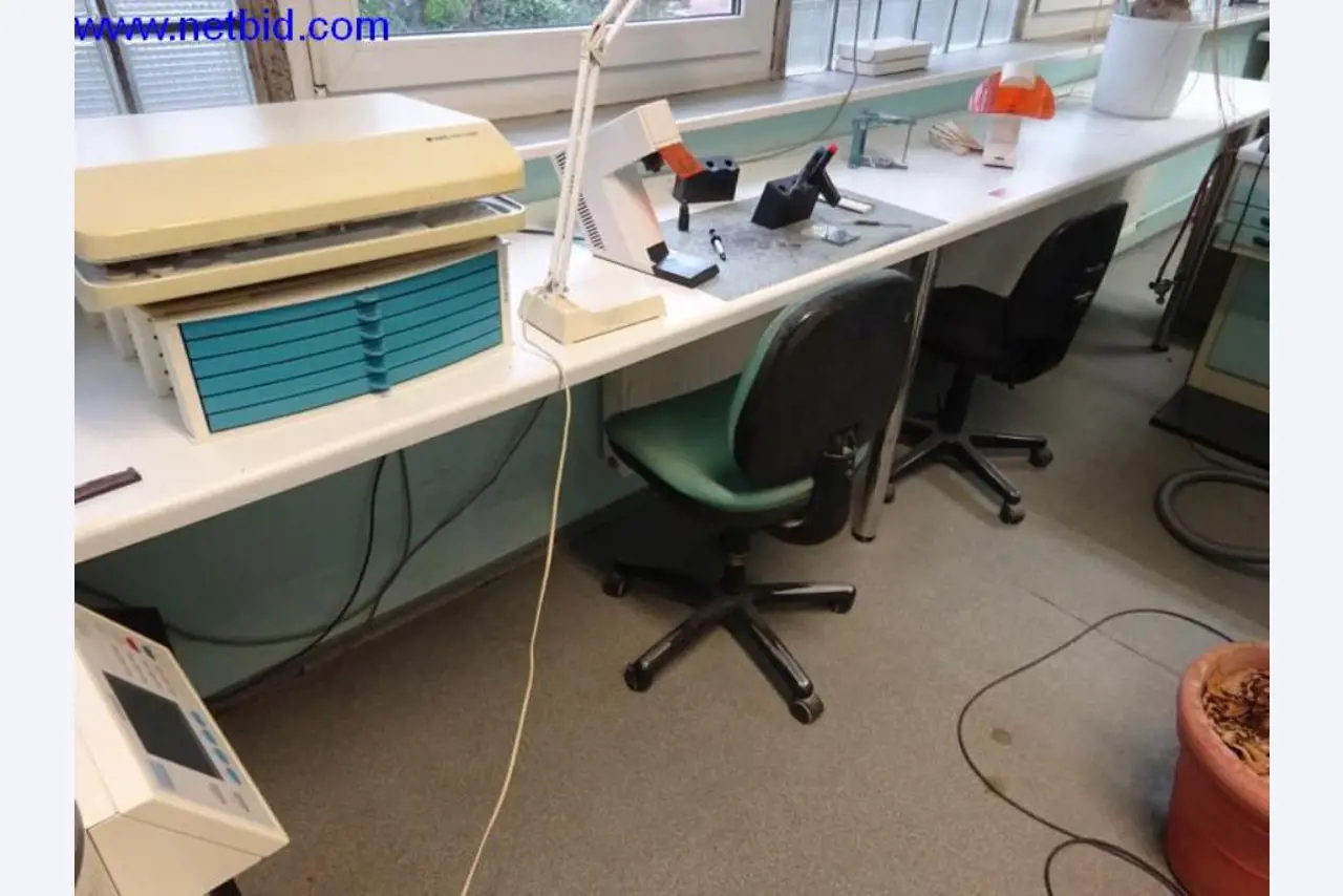 Laboratorní vybavení-2