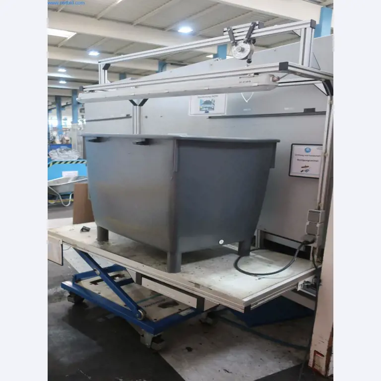 Máquinas y equipos técnicos en el ámbito del moldeo por inyección de plásticos (1600 - 23000 kN)-2