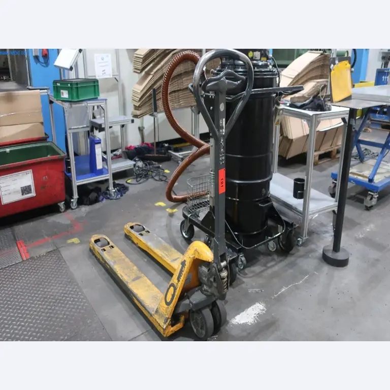 Máquinas y equipos técnicos en el ámbito del moldeo por inyección de plásticos (1600 - 23000 kN)-1