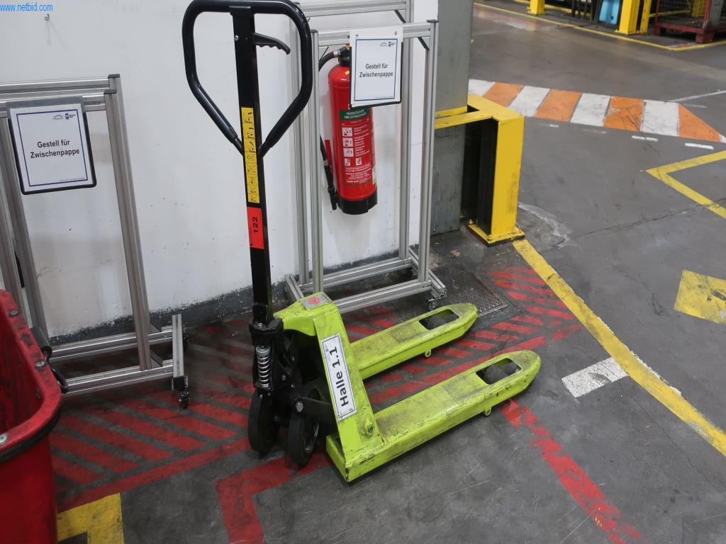 Máquinas y equipos técnicos en el ámbito del moldeo por inyección de plásticos (1600 - 23000 kN)-1