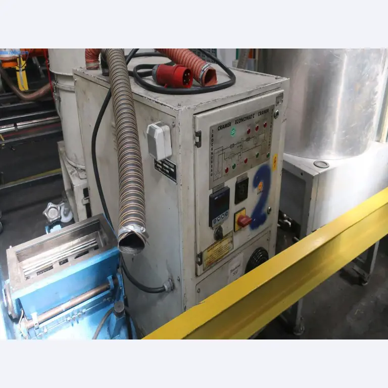 Máquinas y equipos técnicos en el ámbito del moldeo por inyección de plásticos (1600 - 23000 kN)-1