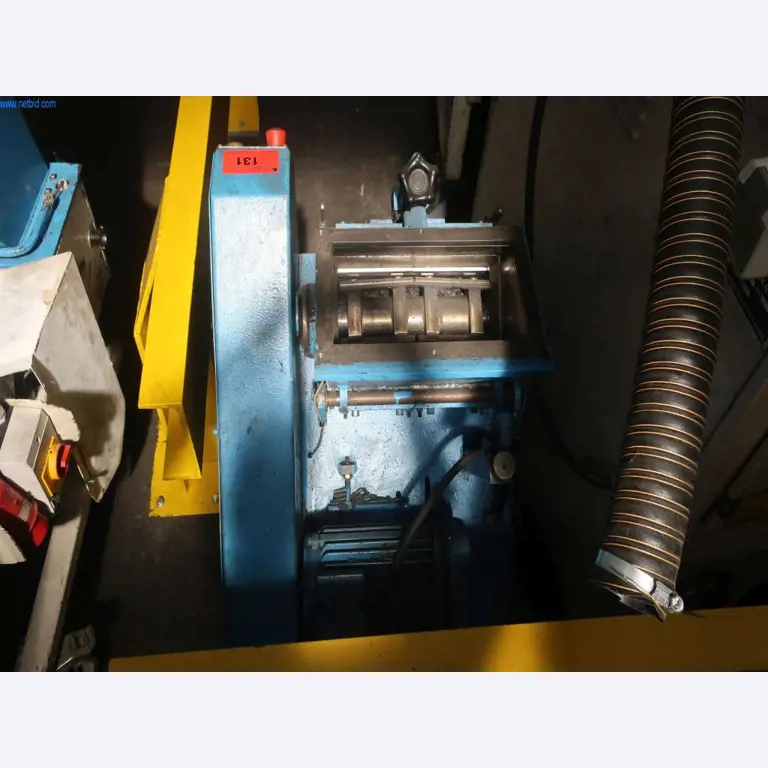 Máquinas y equipos técnicos en el ámbito del moldeo por inyección de plásticos (1600 - 23000 kN)-2