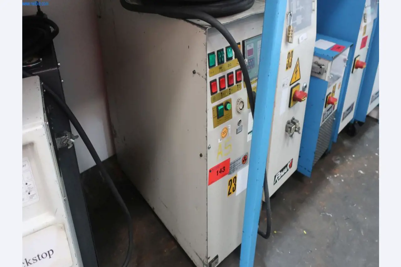 Stroje a technická zařízení v oblasti vstřikování plastů (1600 - 23000 kN)-1