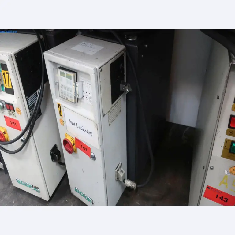 Machines and technical systems in the field of plastic injection molding (1600 - 23000 kN)-1