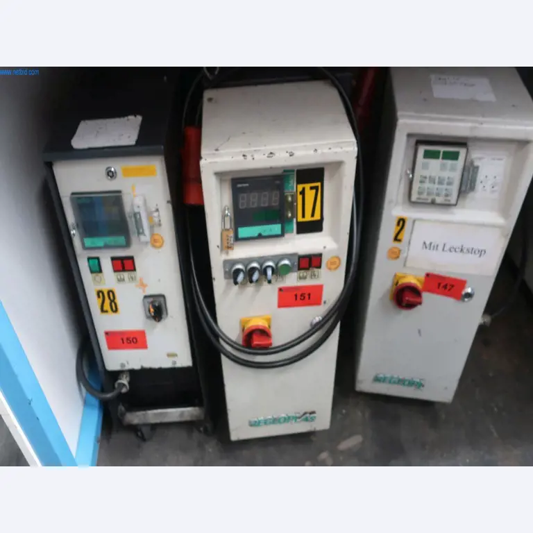 Stroje a technická zařízení v oblasti vstřikování plastů (1600 - 23000 kN)-1