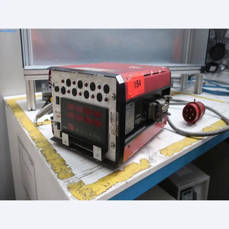 Máquinas y equipos técnicos en el ámbito del moldeo por inyección de plásticos (1600 - 23000 kN)-1