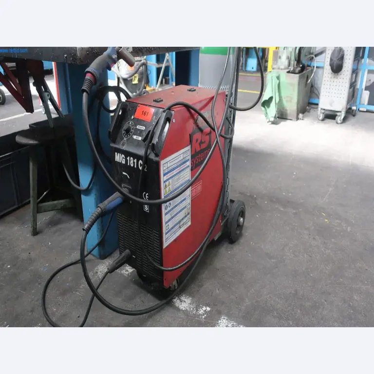 Máquinas y equipos técnicos en el ámbito del moldeo por inyección de plásticos (1600 - 23000 kN)-1