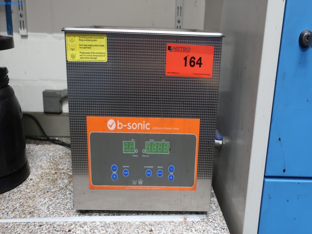 Maszyny i urządzenia techniczne w dziedzinie formowania wtryskowego tworzyw sztucznych (1600 - 23000 kN)-1