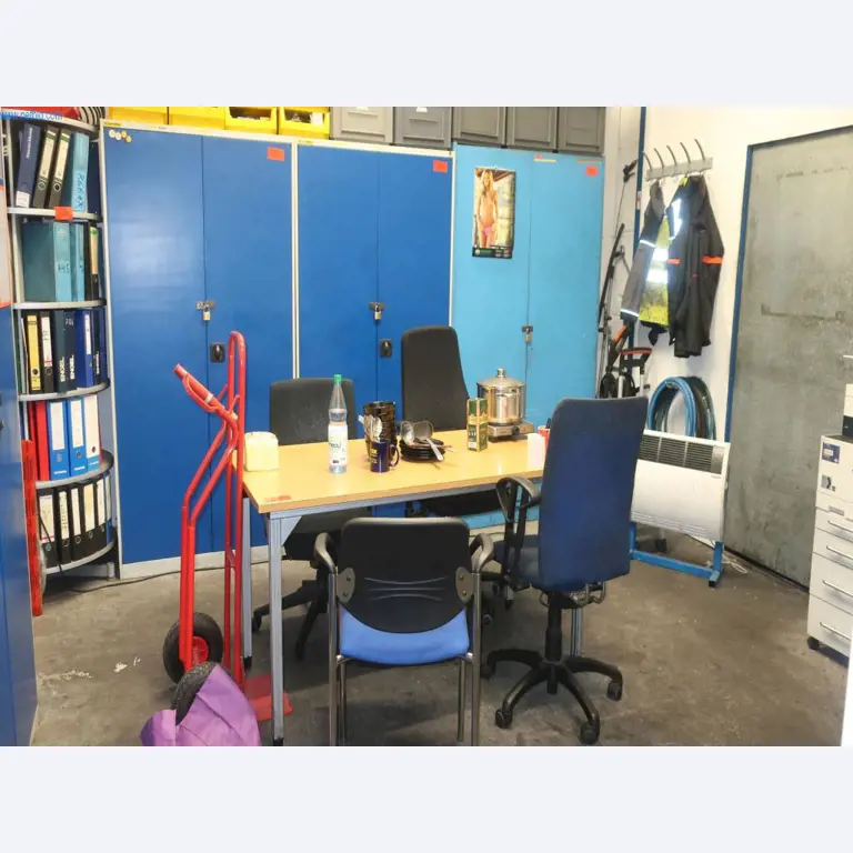 Máquinas y equipos técnicos en el ámbito del moldeo por inyección de plásticos (1600 - 23000 kN)-3