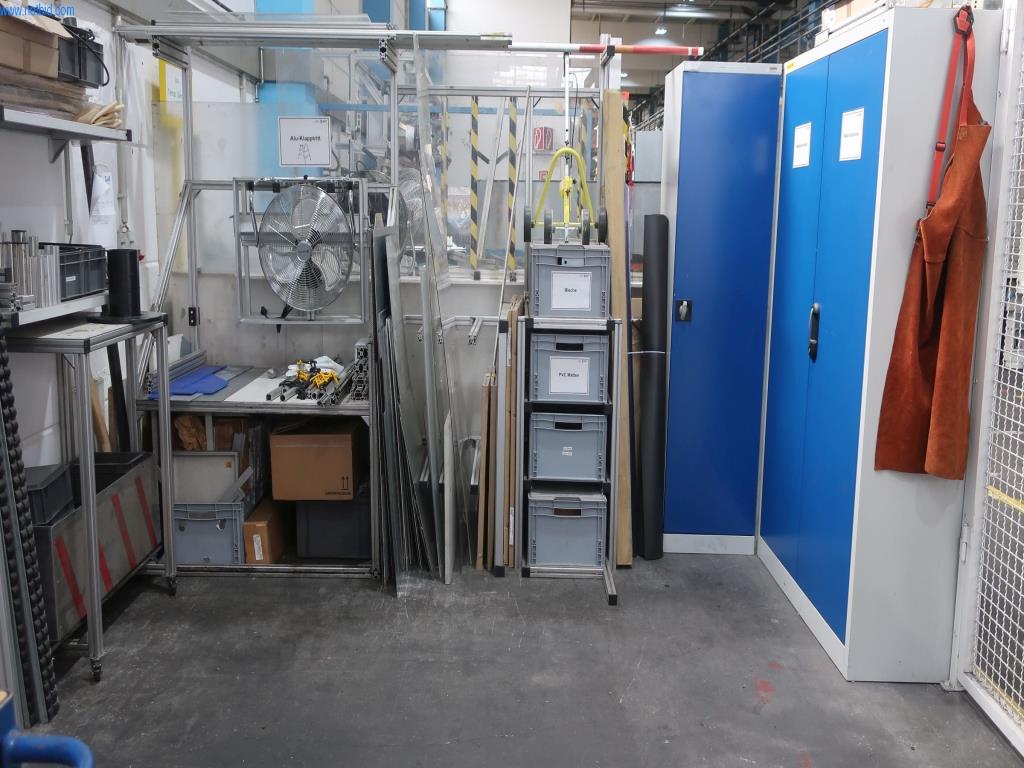 Máquinas y equipos técnicos en el ámbito del moldeo por inyección de plásticos (1600 - 23000 kN)-1