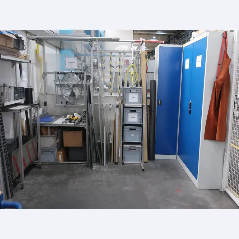 Máquinas y equipos técnicos en el ámbito del moldeo por inyección de plásticos (1600 - 23000 kN)-1