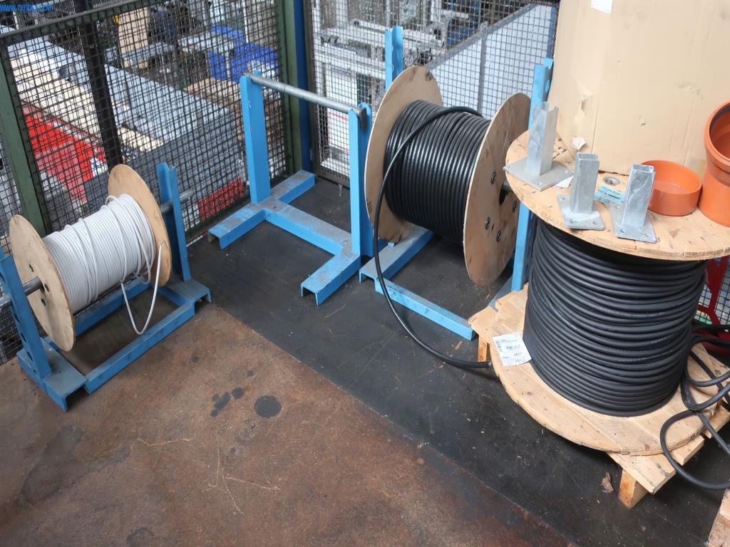 Stroji in tehnična oprema na področju brizganja plastike (1600 - 23000 kN)-2