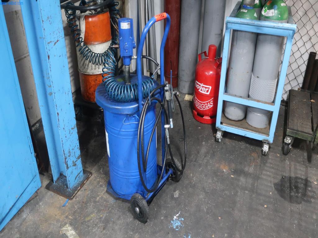 Stroji in tehnična oprema na področju brizganja plastike (1600 - 23000 kN)-1