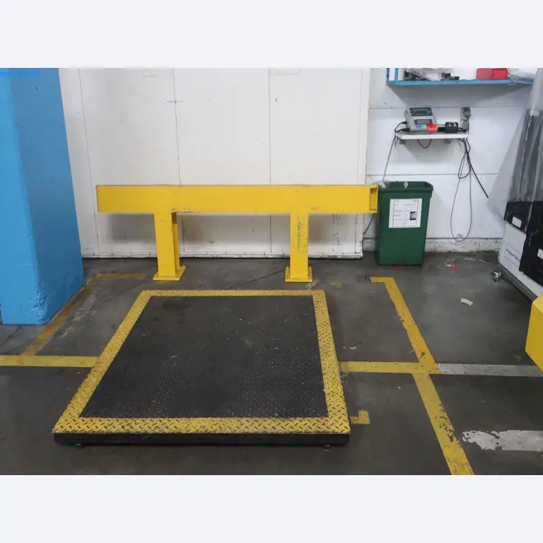 Máquinas y equipos técnicos en el ámbito del moldeo por inyección de plásticos (1600 - 23000 kN)-2