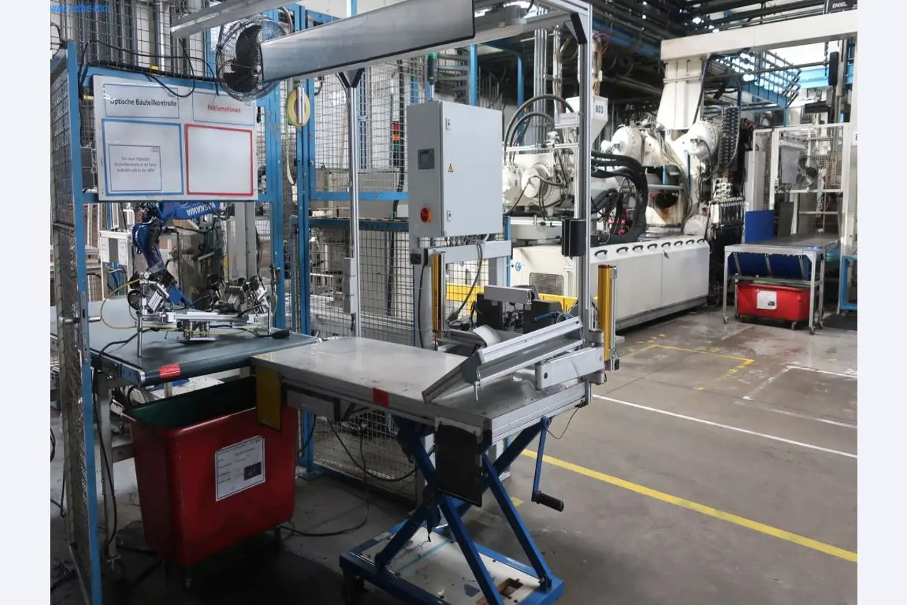 Stroje a technická zařízení v oblasti vstřikování plastů (1600 - 23000 kN)-1