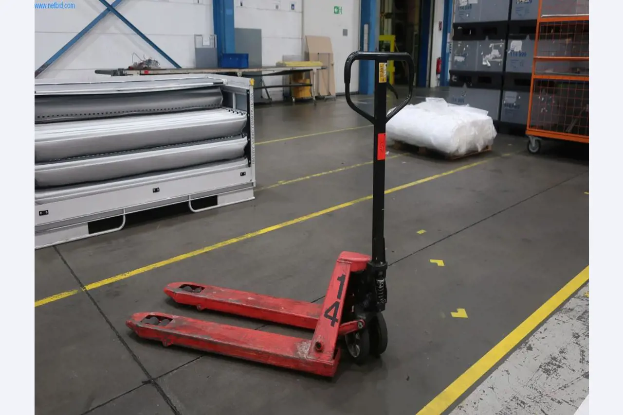 Maszyny i urządzenia techniczne w dziedzinie formowania wtryskowego tworzyw sztucznych (1600 - 23000 kN)-1