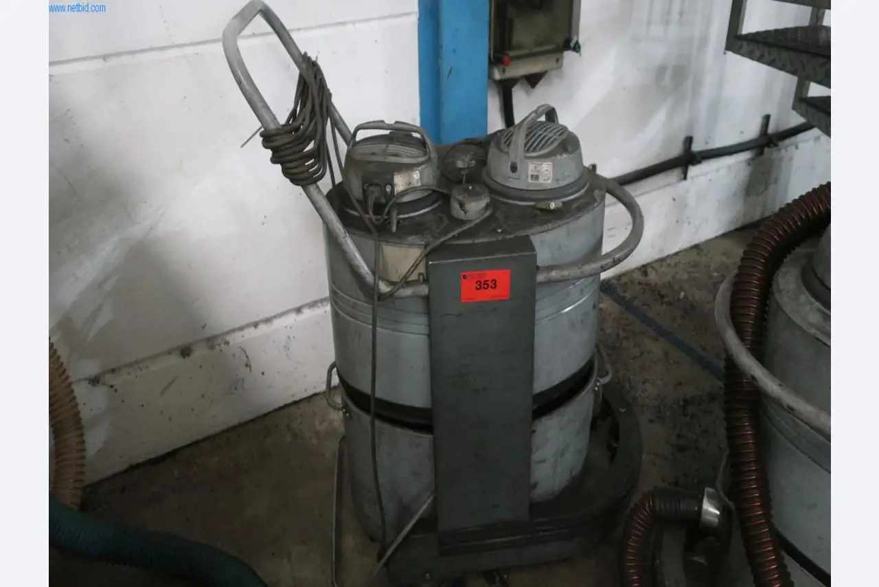 Maschinen und technische Anlagen aus dem Bereich Kunststoffspritzguss (1600 - 23000 kN)-1