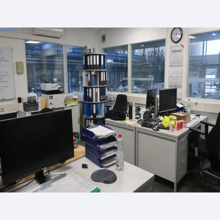 Máquinas y equipos técnicos en el ámbito del moldeo por inyección de plásticos (1600 - 23000 kN)-2