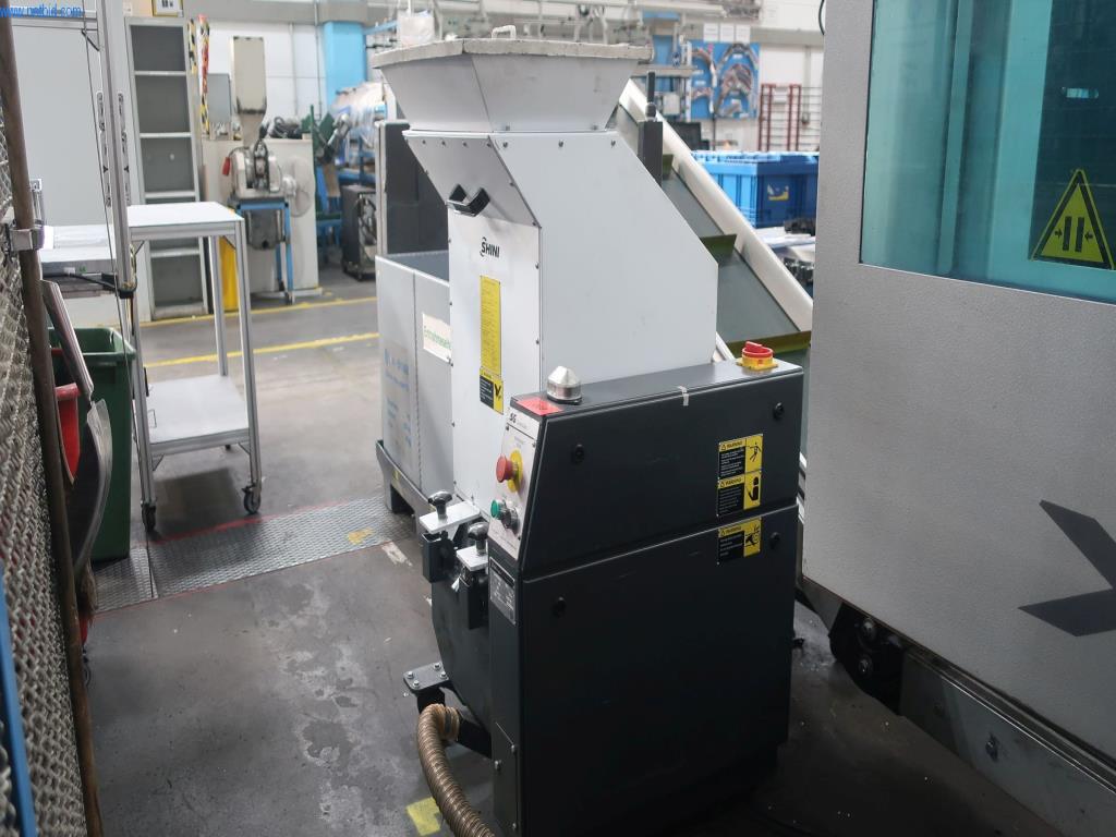 Máquinas y equipos técnicos en el ámbito del moldeo por inyección de plásticos (1600 - 23000 kN)-1