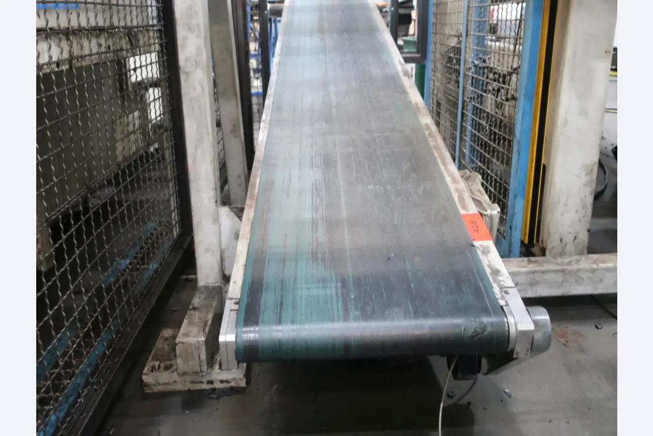 Stroji in tehnična oprema na področju brizganja plastike (1600 - 23000 kN)-1