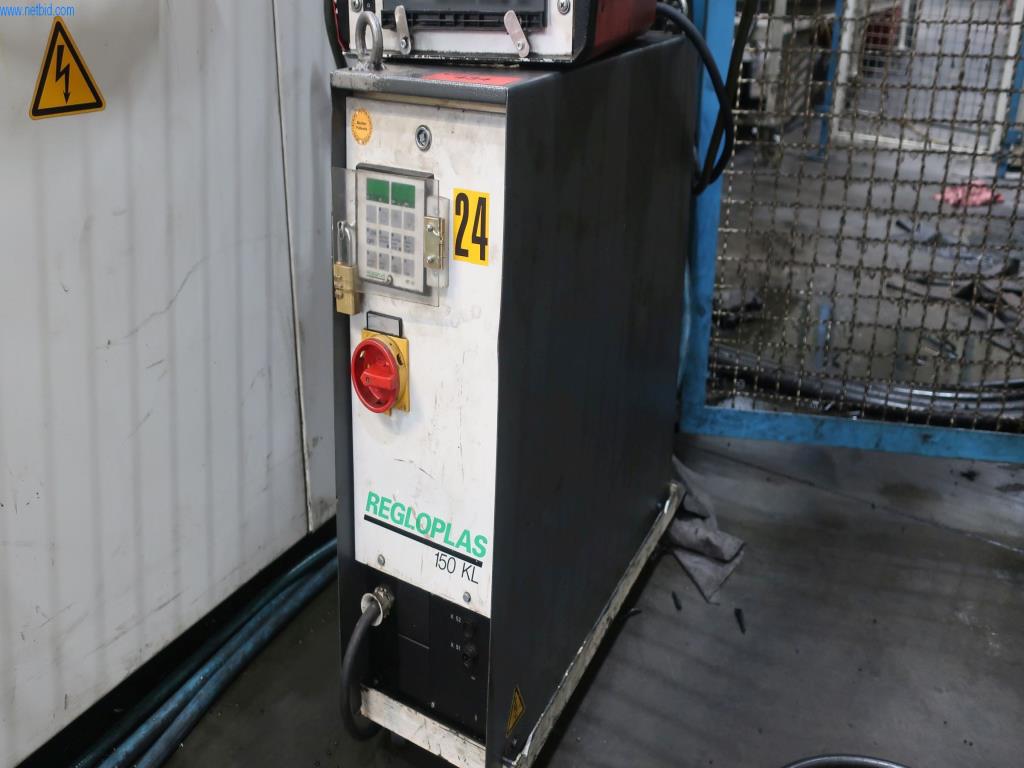 Stroje a technická zařízení v oblasti vstřikování plastů (1600 - 23000 kN)-1