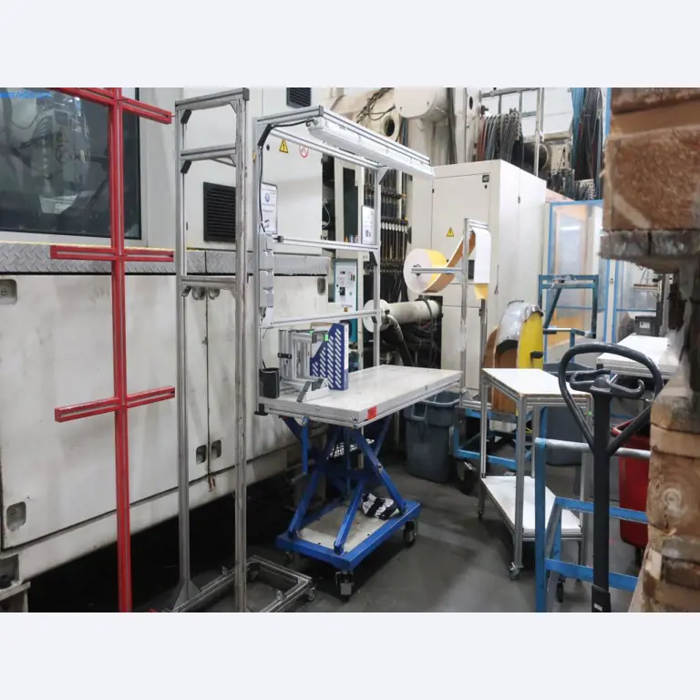 Máquinas y equipos técnicos en el ámbito del moldeo por inyección de plásticos (1600 - 23000 kN)-1