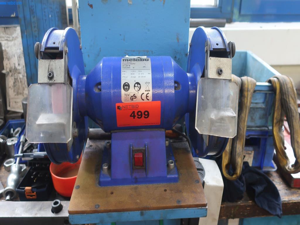 Máquinas y equipos técnicos en el ámbito del moldeo por inyección de plásticos (1600 - 23000 kN)-1