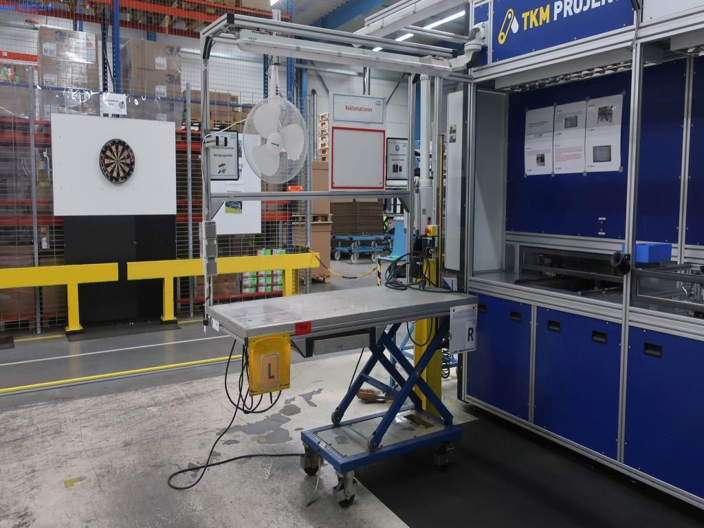 Stroje a technická zařízení v oblasti vstřikování plastů (1600 - 23000 kN)-1