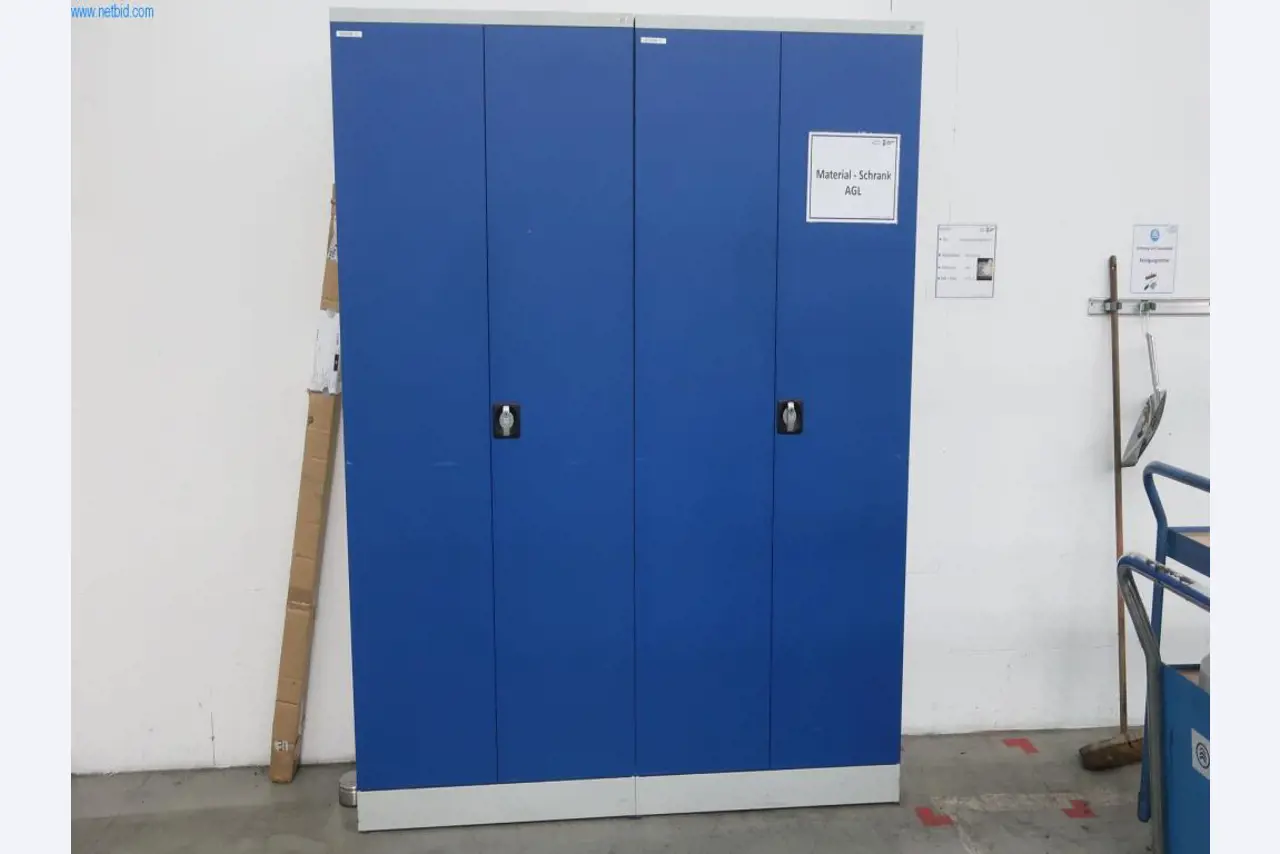 Máquinas y equipos técnicos en el ámbito del moldeo por inyección de plásticos (1600 - 23000 kN)-2