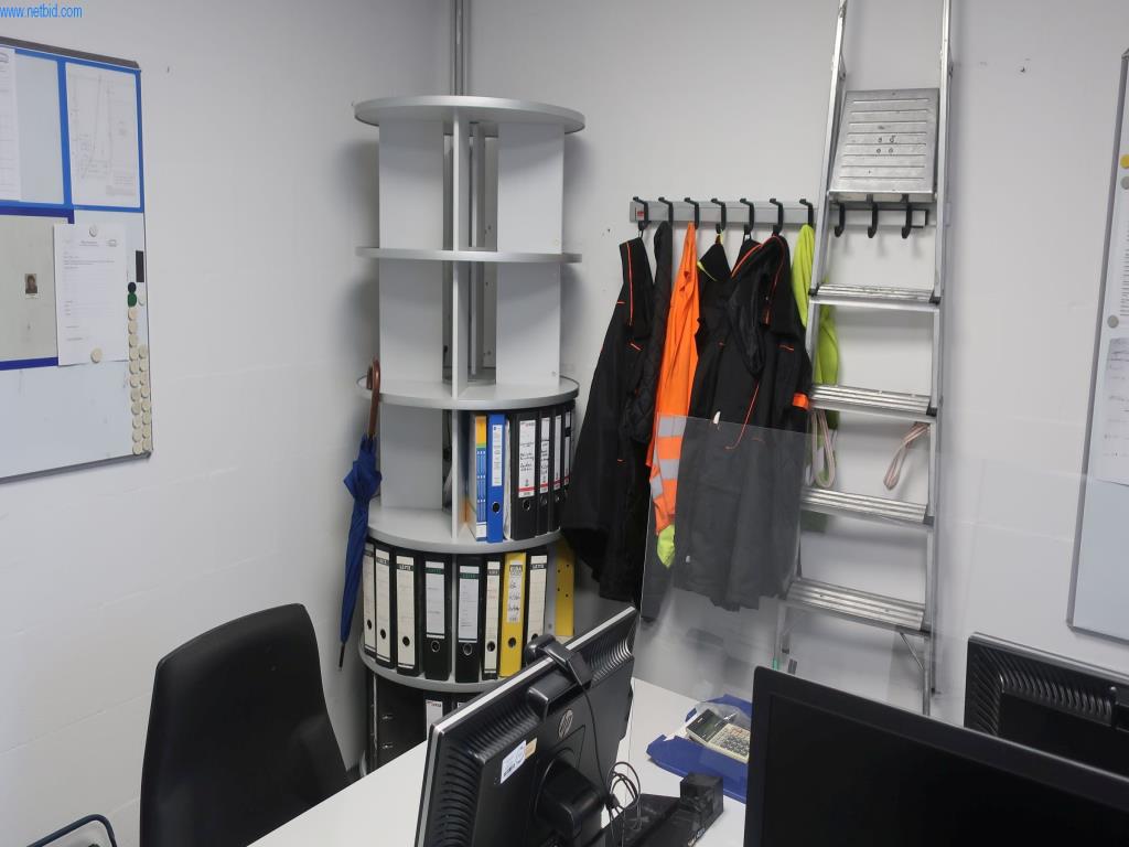 Stroje a technická zařízení v oblasti vstřikování plastů (1600 - 23000 kN)-2