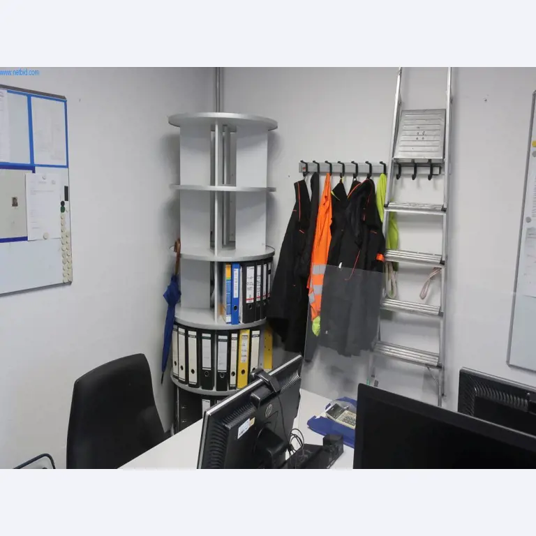 Stroje a technická zařízení v oblasti vstřikování plastů (1600 - 23000 kN)-2