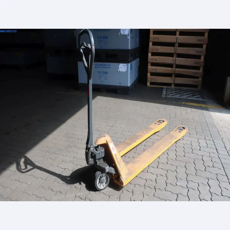 Máquinas y equipos técnicos en el ámbito del moldeo por inyección de plásticos (1600 - 23000 kN)-1