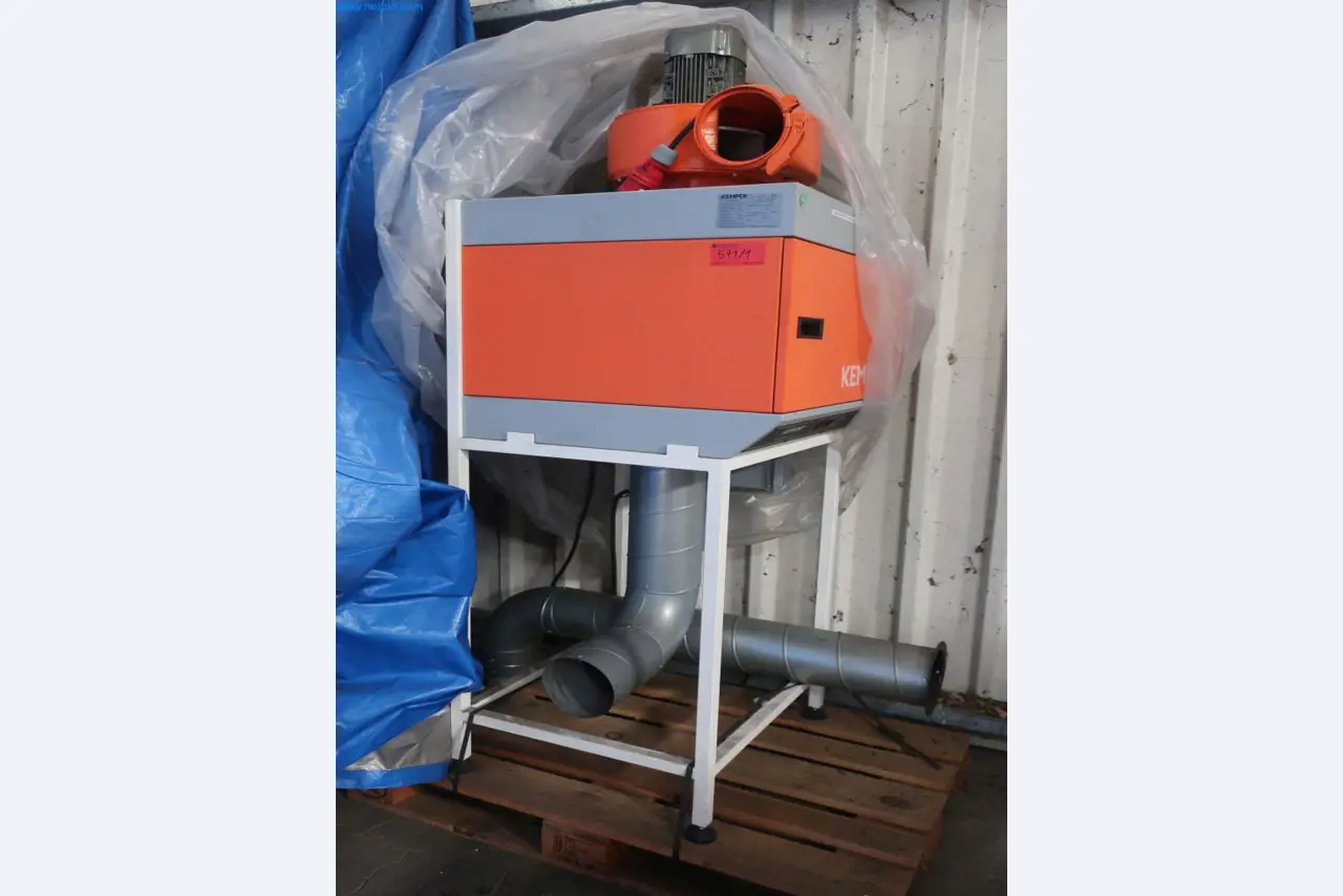 Stroji in tehnična oprema na področju brizganja plastike (1600 - 23000 kN)-1