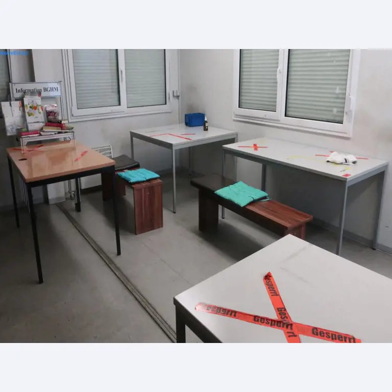 Máquinas y equipos técnicos en el ámbito del moldeo por inyección de plásticos (1600 - 23000 kN)-1