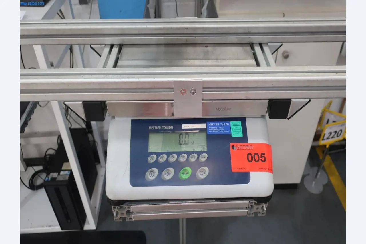 Máquinas y equipos técnicos en el ámbito del moldeo por inyección de plásticos (1600 - 23000 kN)-1