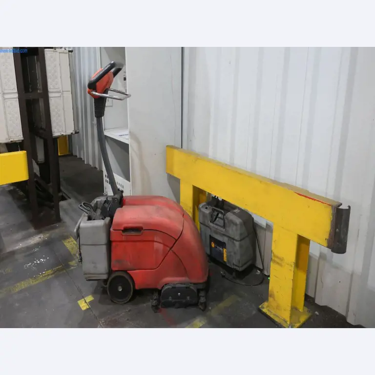 Máquinas y equipos técnicos en el ámbito del moldeo por inyección de plásticos (1600 - 23000 kN)-1