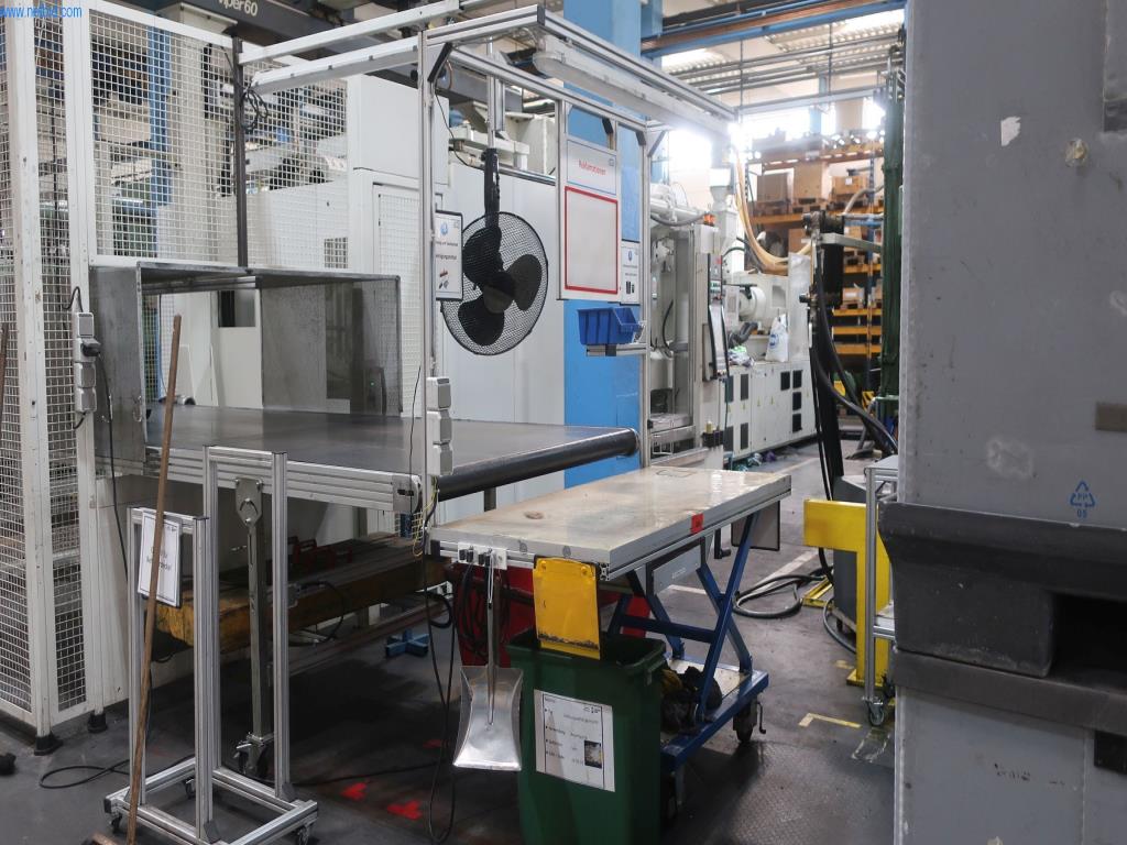 Stroji in tehnična oprema na področju brizganja plastike (1600 - 23000 kN)-1