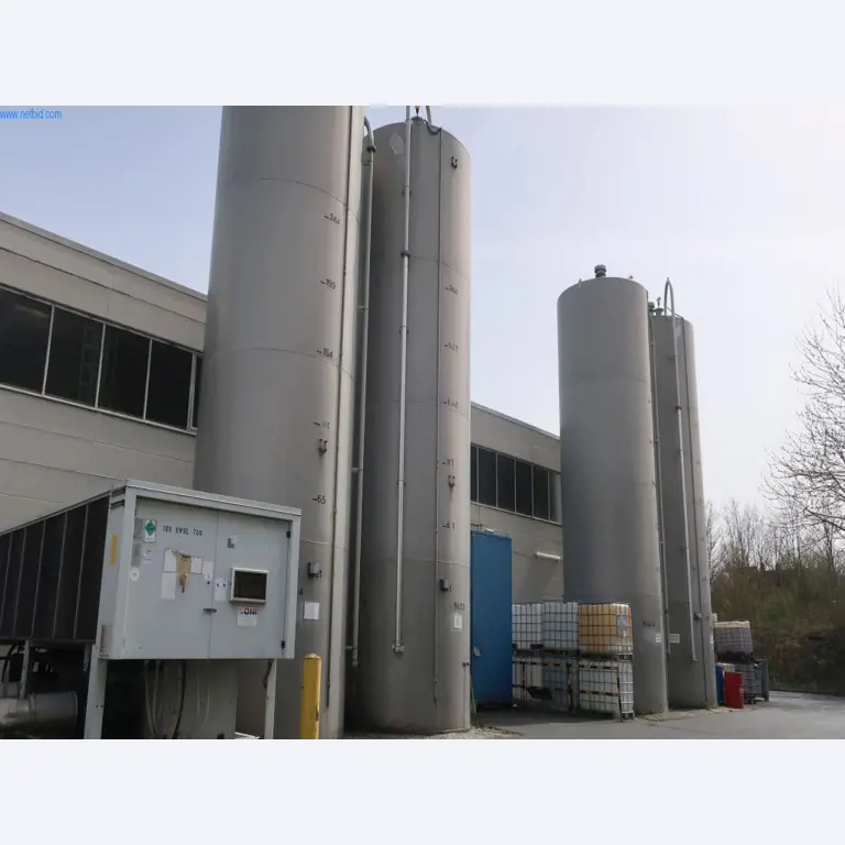 Stroji in tehnična oprema na področju brizganja plastike (1600 - 23000 kN)-1